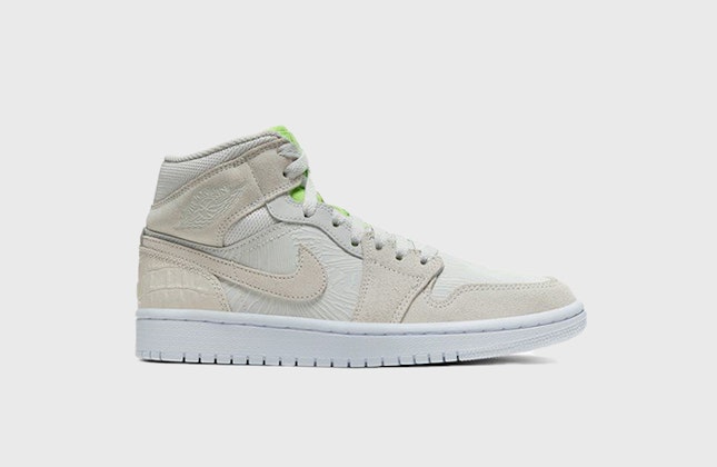 Air Jordan 1 Mid Wmns "Ghost Green"