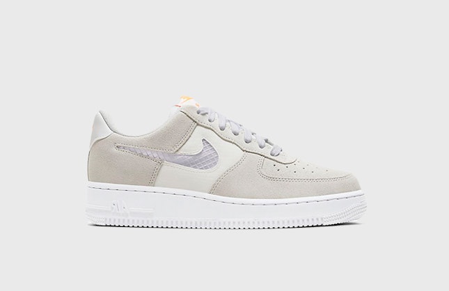 Nike Air Force 1 '07 SE Wmns "Pure Platinum"