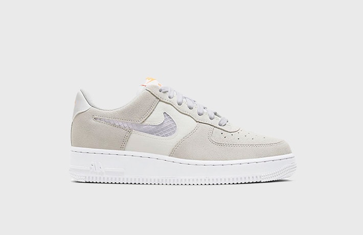 Nike Air Force 1 '07 SE Wmns "Pure Platinum"