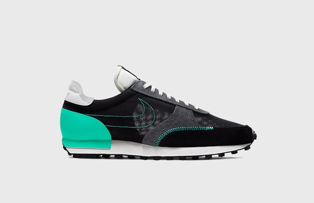 Nike Daybreak Type (Black)