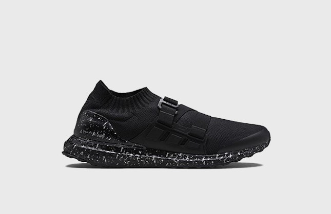adidas Ultra Boost aH001 (Black)