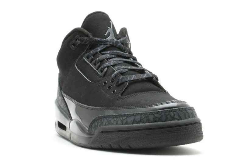 Air Jordan 3 Retro “Black Cat”