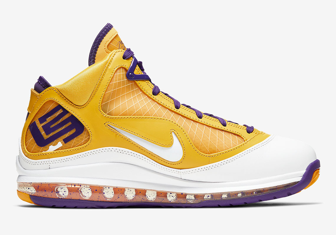 Nike Lebron 7 \