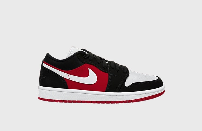 Air Jordan 1 Low Wmns “Black Toe”