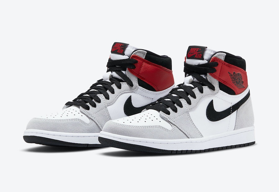 Air Jordan 1 High OG Retro "Light Smoke Grey"