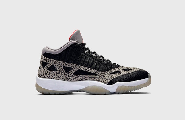 Air Jordan 11 Low "Black Cement"