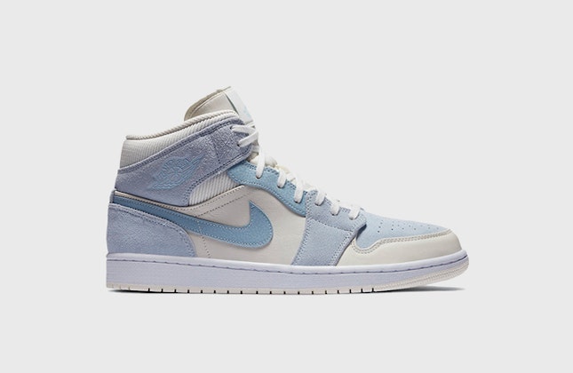 Air Jordan 1 Mid "Mix Materials" (Bone/Blue)  Air Jordan 1 Mid "Mix Materials" (Bone/Blue)