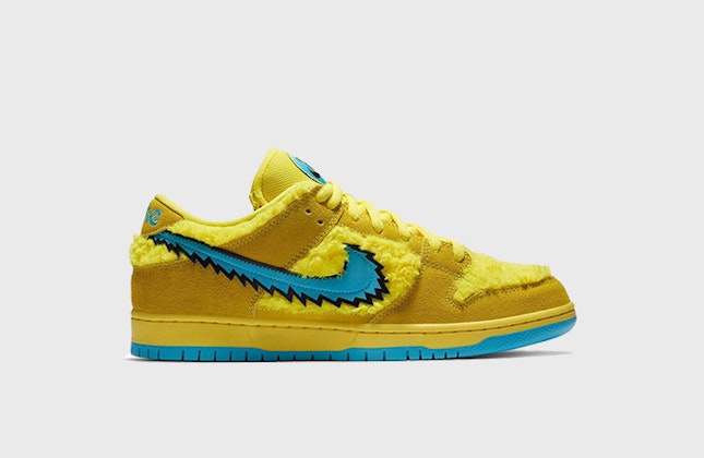 Grateful Dead x Nike SB Dunk Low "Opti Yellow"