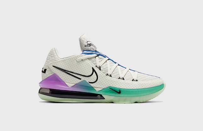 Nike Lebron 17 Low "Glow In The Dark"