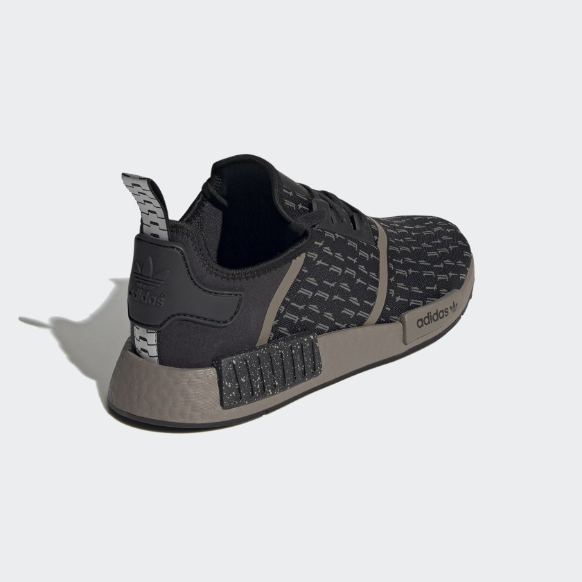 adidas nmd r1 star wars the mandalorian