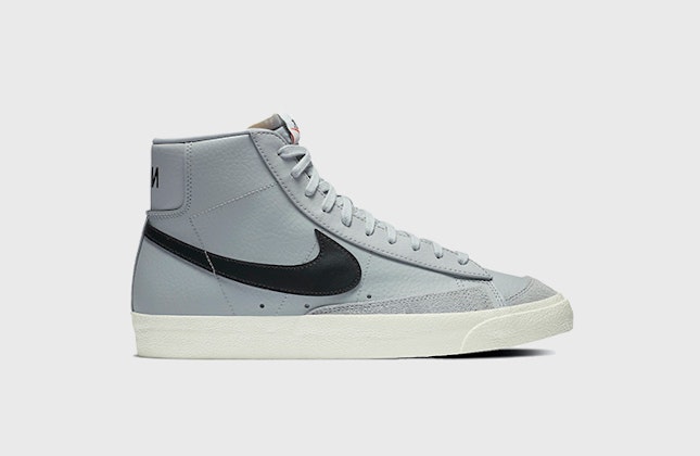 Nike Blazer Mid ’77 Vintage (Grey/Black) Nike Blazer Mid ’77 Vintage (Grey/Black)