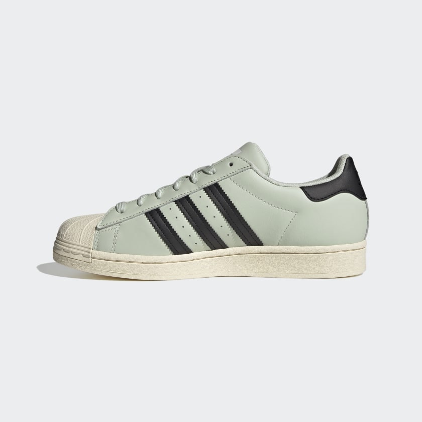 Star Wars x adidas Superstar "Yoda"