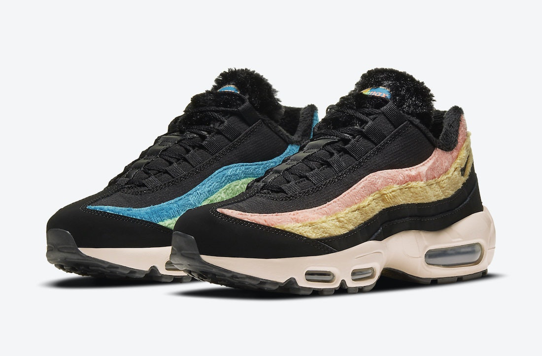 Nike Air Max 95 Wmns "Black Fur"