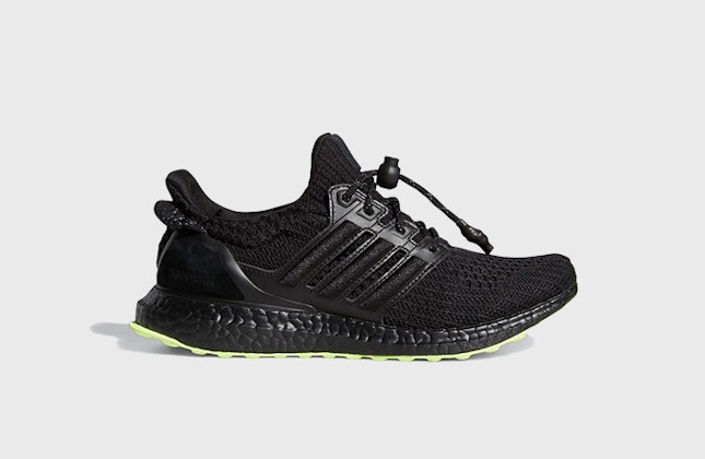IVY Park x adidas Ultra Boost "Core Black" IVY Park x adidas Ultra Boost "Core Black"