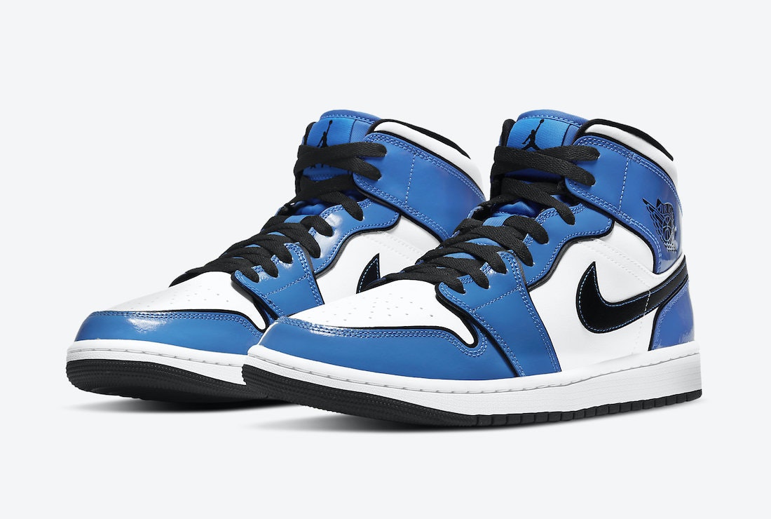 Air Jordan 1 Mid SE “Signal Blue”