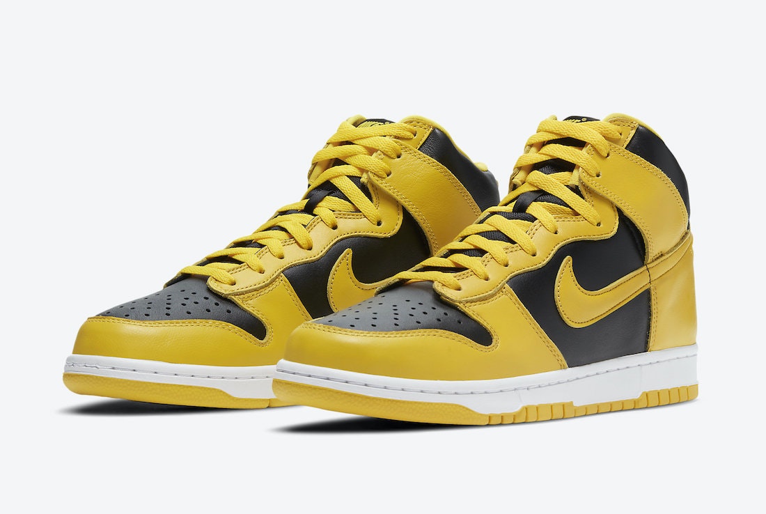 Nike Dunk High SP "Varsity Maize"