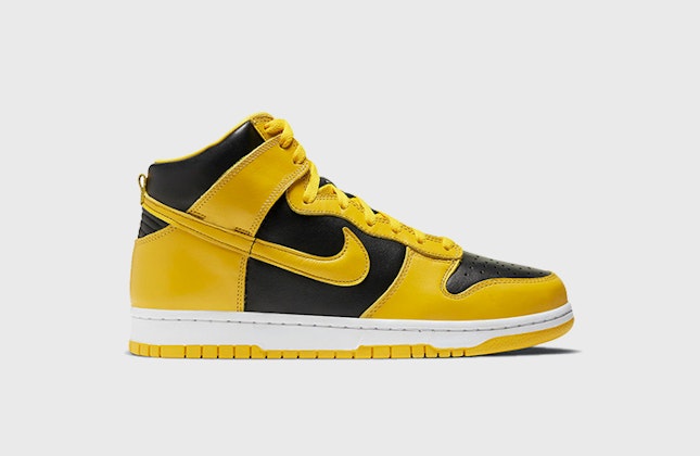 Nike Dunk High SP "Varsity Maize"