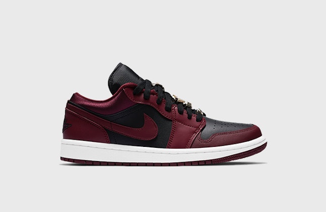 Air Jordan 1 Low "Maroon"