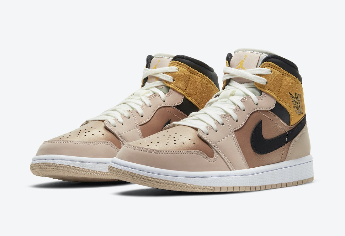 Air Jordan 1 Mid SE “Particle Beige”