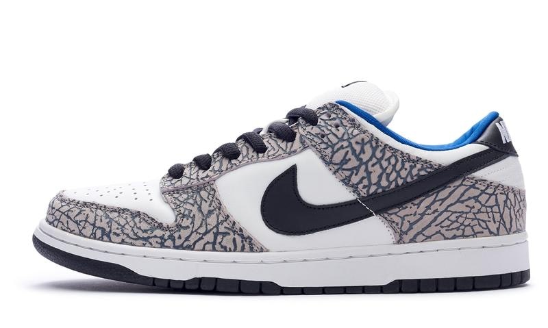 Supreme x Nike SB Dunk Low "White Cement"