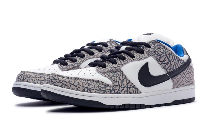 Supreme x Nike SB Dunk Low "White Cement"