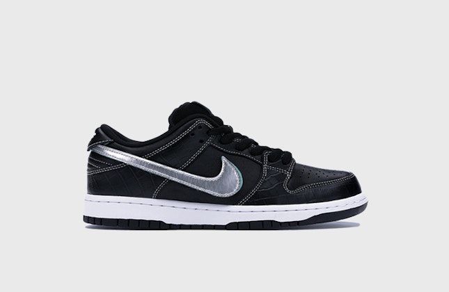 Diamond Supply Co x Nike SB Dunk Low "Black Diamond" Diamond Supply Co x Nike SB Dunk Low "Black Diamond"