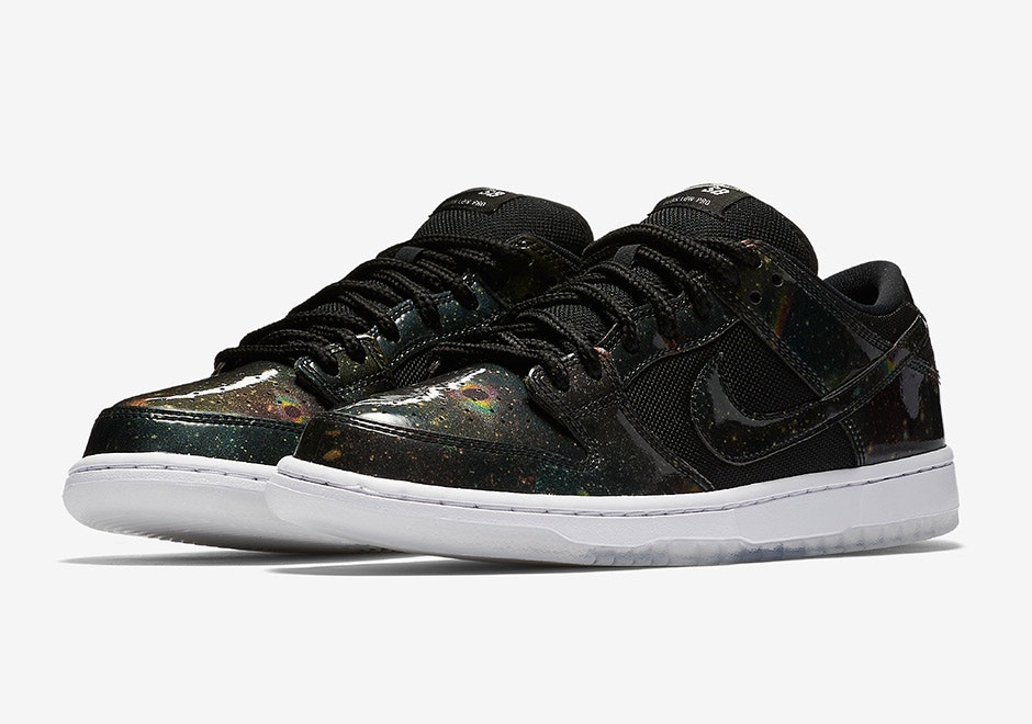 420 x Nike SB Dunk Low "Intergalactic"