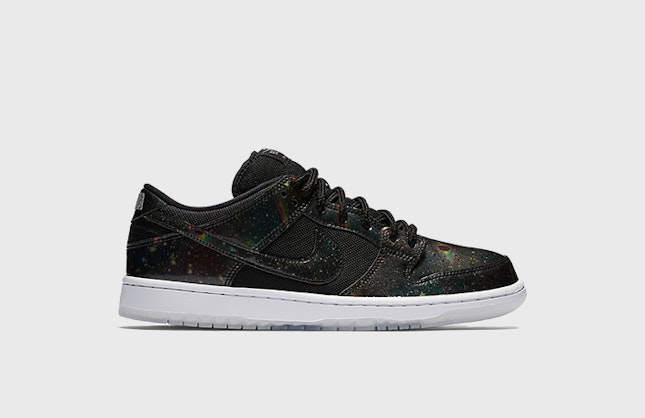 420 x Nike SB Dunk Low "Intergalactic"