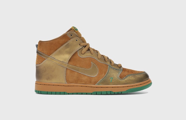 Nike SB Dunk High "Lucky 7"