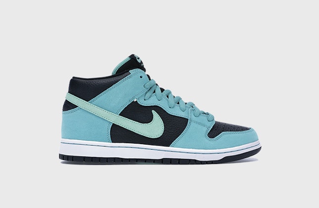 Nike SB Dunk Mid "Sea Crystal"  Nike SB Dunk Mid "Sea Crystal"