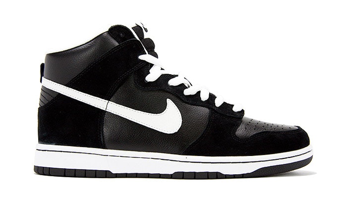 Nike SB Dunk High "Venom Black"