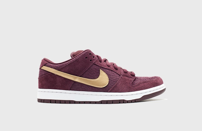 Nike SB Dunk Low "UK Passport" Nike SB Dunk Low "UK Passport"