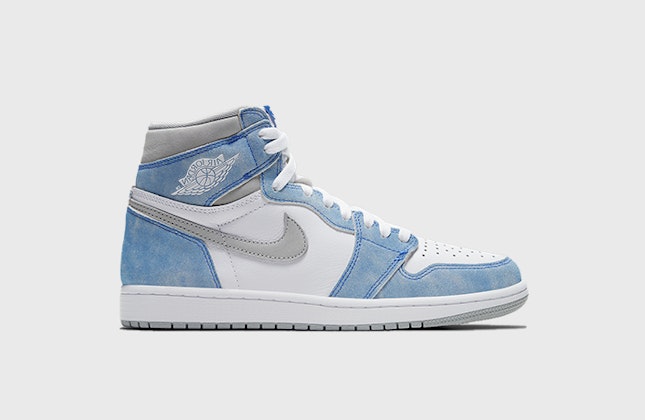 Air Jordan 1 High OG “Hyper Royal”