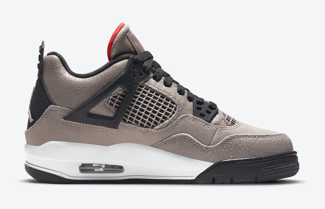 Air Jordan 4 “Taupe Haze”