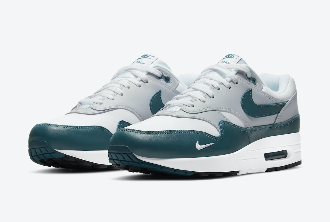 Air max 1 price deals