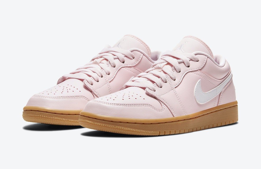 Air Jordan 1 Low "Arctic Pink"