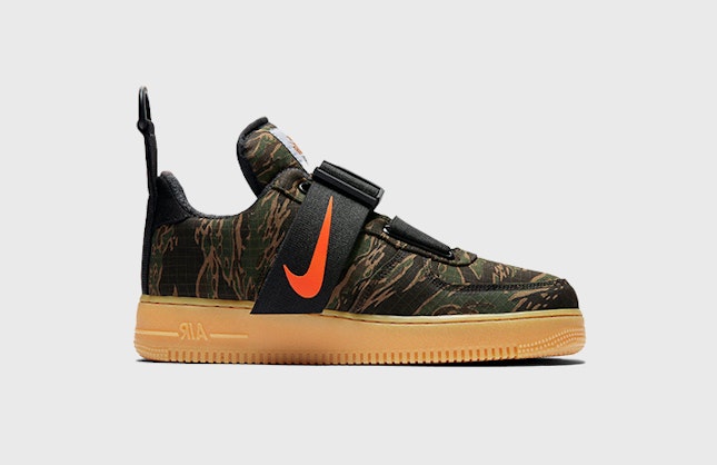 Nike Air Force 1 Low 07 LV8 Double Swoosh Olive Gold Black - DA8481-300 -  Restocks