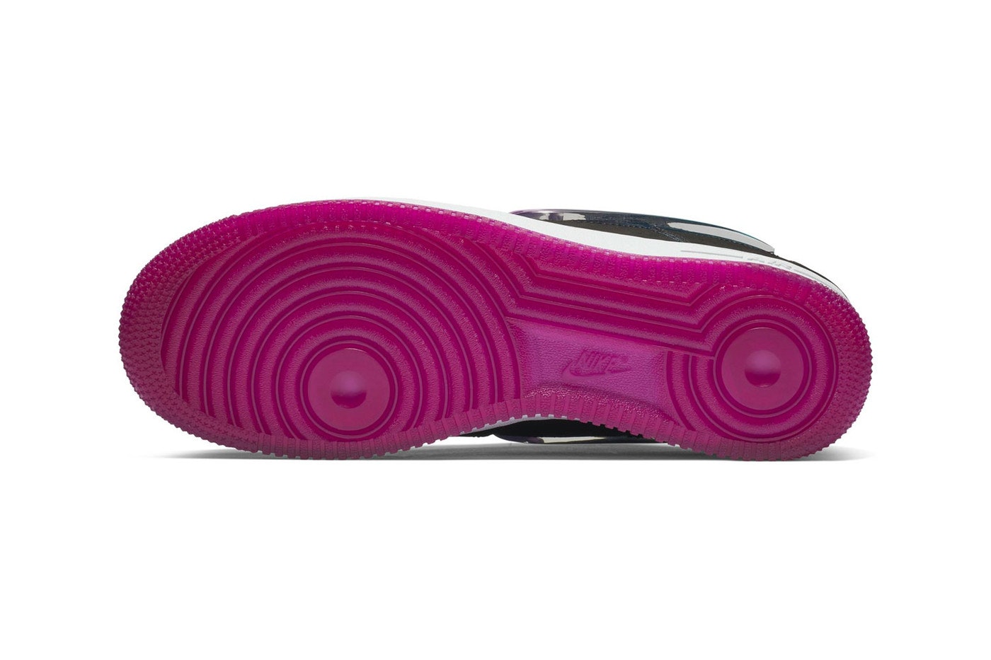 Nike Air Force 1 Low "Active Fuchsia"