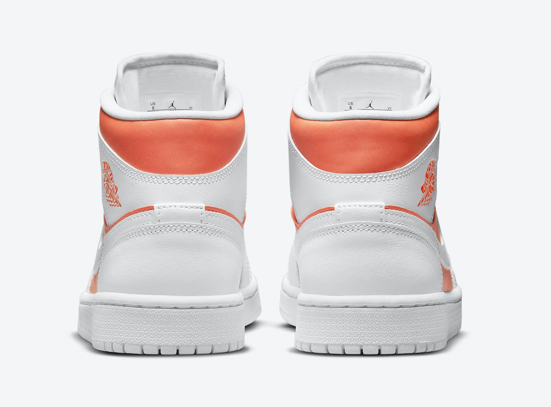 Air Jordan 1 Mid SE “Bright Citrus”