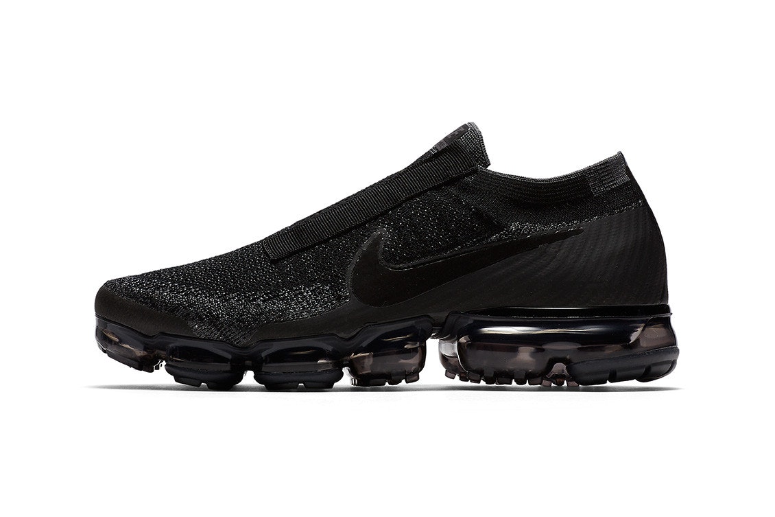 Comme des Garçons x Nike Air VaporMax “Triple Black” 