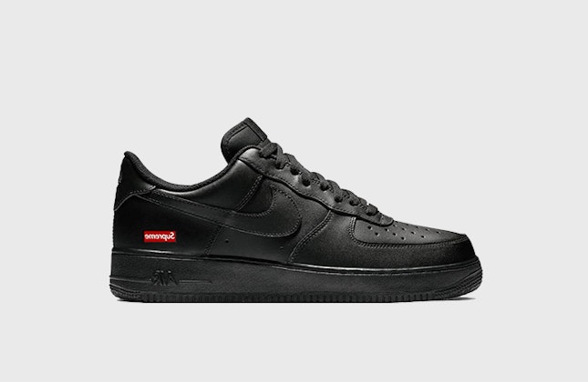 Supreme x Nike Air Force 1 Low "Triple Black"