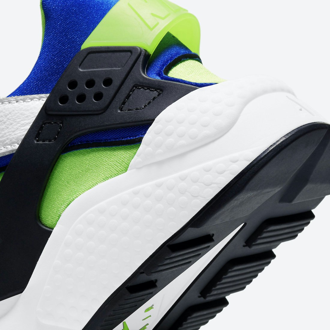 Nike Air Huarache OG “Scream Green”