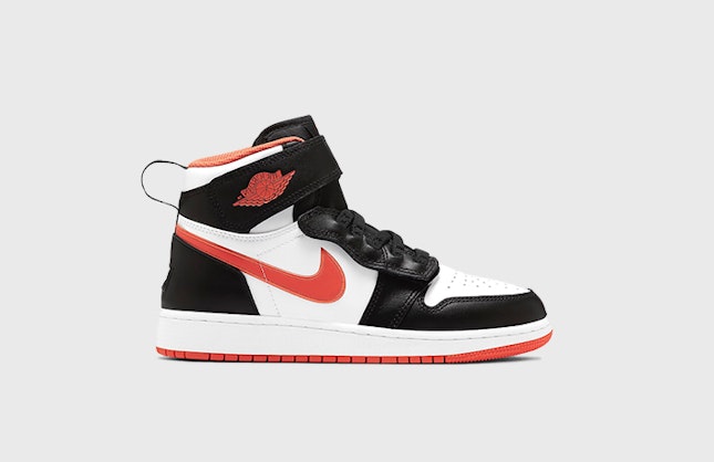 Air Jordan 1 FlyEase GS "Turf Orange"