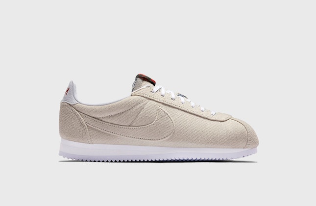 Stranger Things x Nike Classic Cortez “Upside Down” Stranger Things x Nike Classic Cortez “Upside Down”