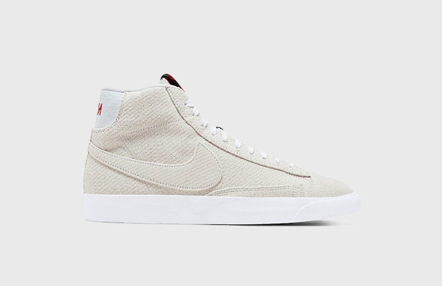 Stranger Things x Nike Blazer Mid “Upside Down”