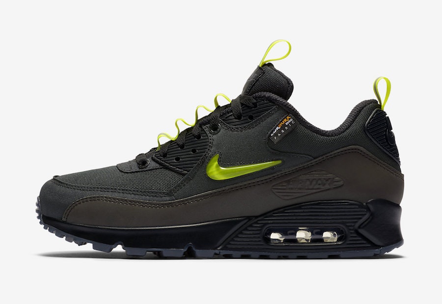 The Basement x Nike Air Max 90 "Manchester"