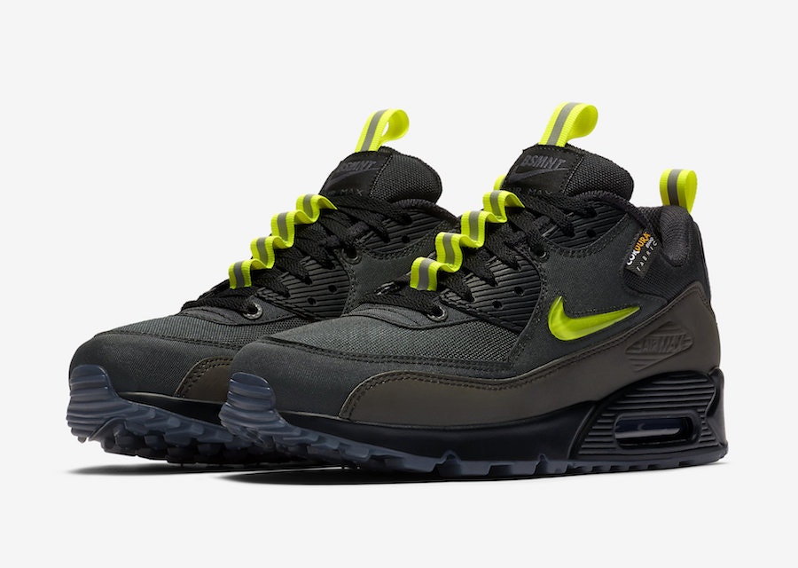 The Basement x Nike Air Max 90 "Manchester"