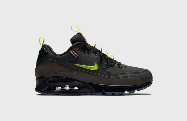 The Basement x Nike Air Max 90 "Manchester"