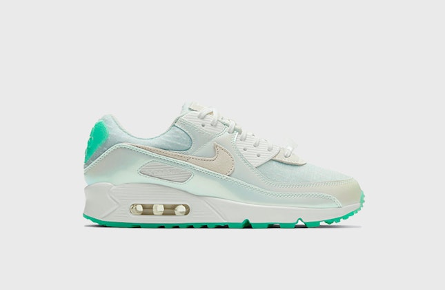 Nike Air Max 90 Wmns "Light Violet" Nike Air Max 90 Wmns "Light Violet"