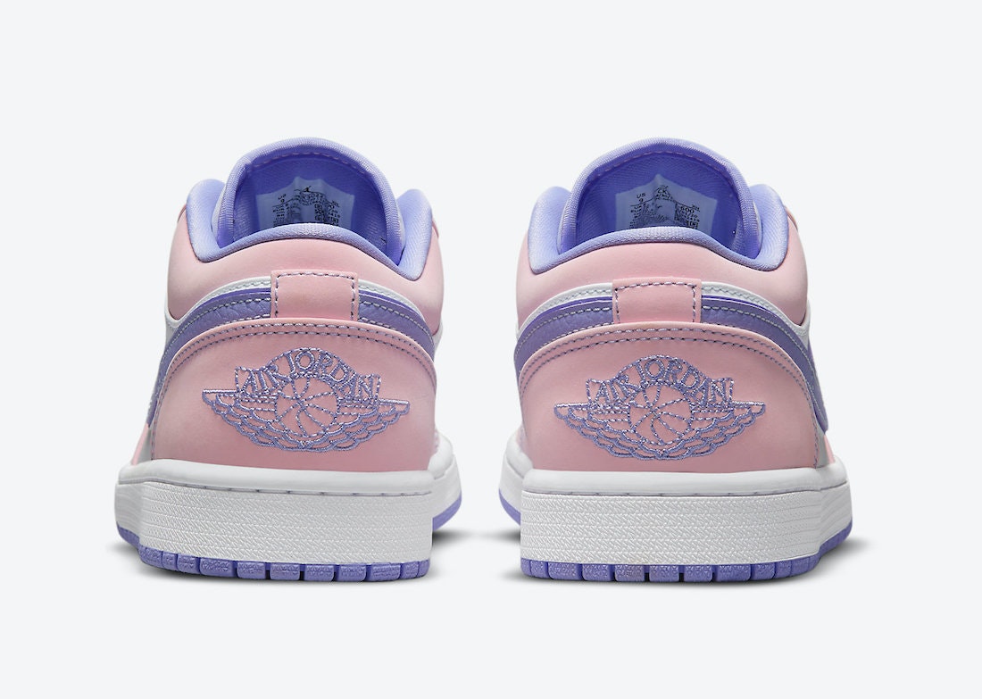 Air Jordan 1 Low SE “Arctic Punch”